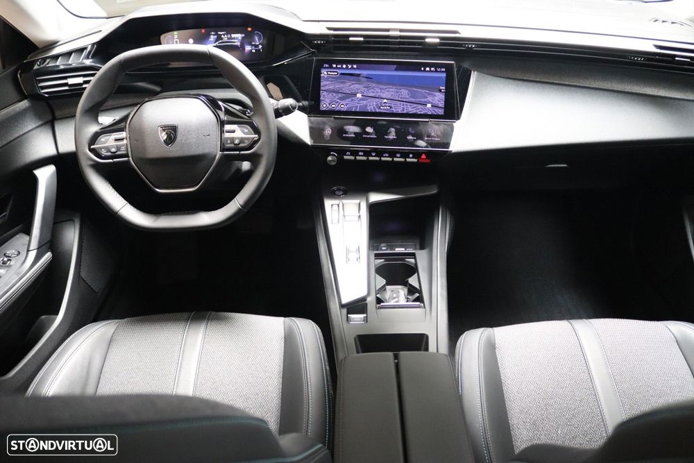 Peugeot 308 1.5 BlueHDi Allure Pack EAT8 — fotografia 34