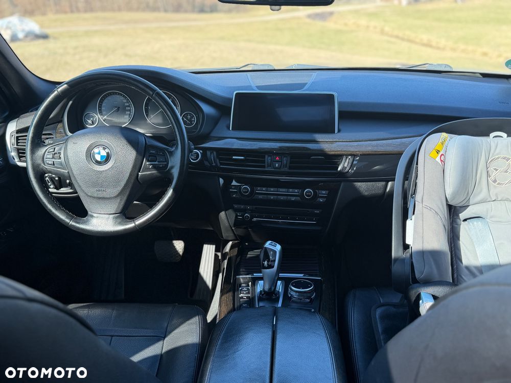 BMW X5 xDrive25d Sport-Aut - 25