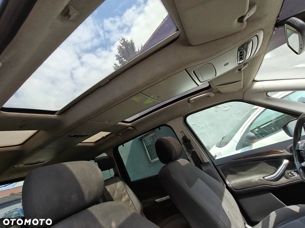 Ford Galaxy 2.0 TDCi Titanium - 26