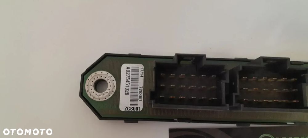 Mercedes Actros MP4 moduł przekaźnik 0275451326 - 2