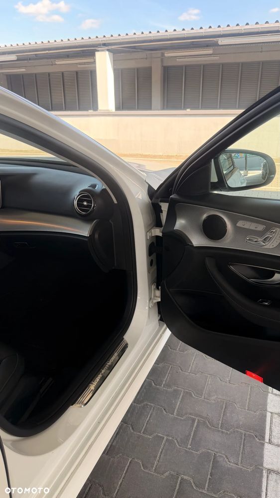 Mercedes-Benz Klasa E 400 d 4Matic 9G-TRONIC - 9