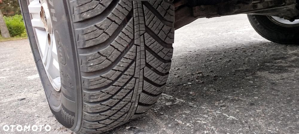 Kia Sorento 2.4 LX - 20