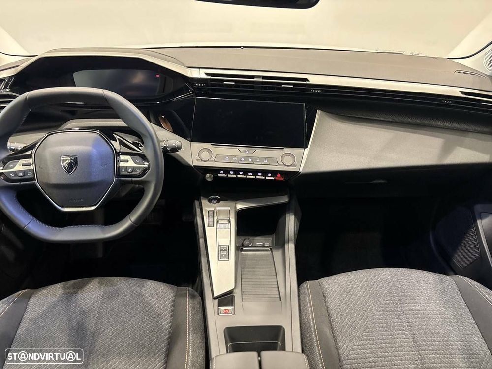 Peugeot 308 1.2 Hybrid Style e-DCS6 - 8