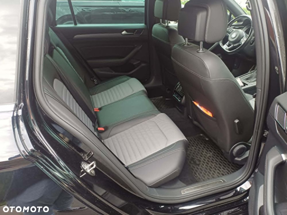 Volkswagen Passat - 7