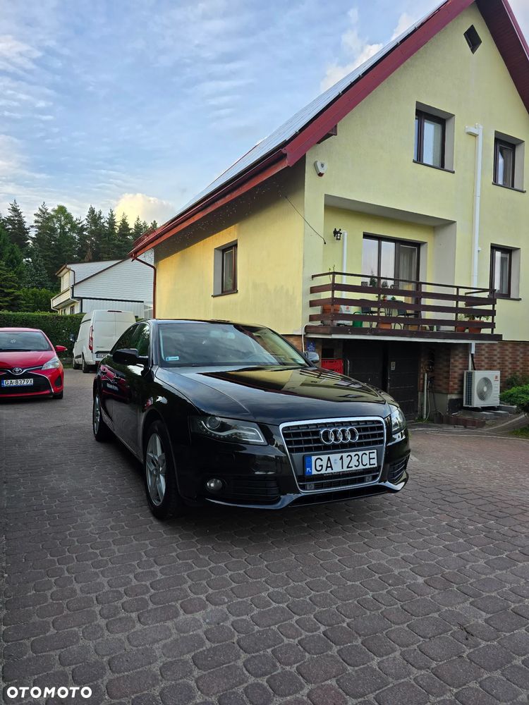 Audi A4 Limousine - 5