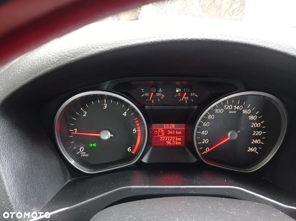 Ford Mondeo 1.8 TDCi Ghia X - 13