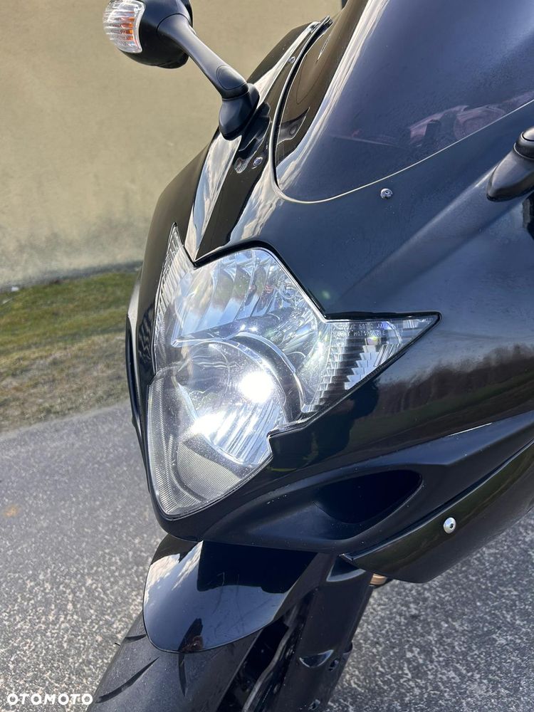 Suzuki GSX-R - 5