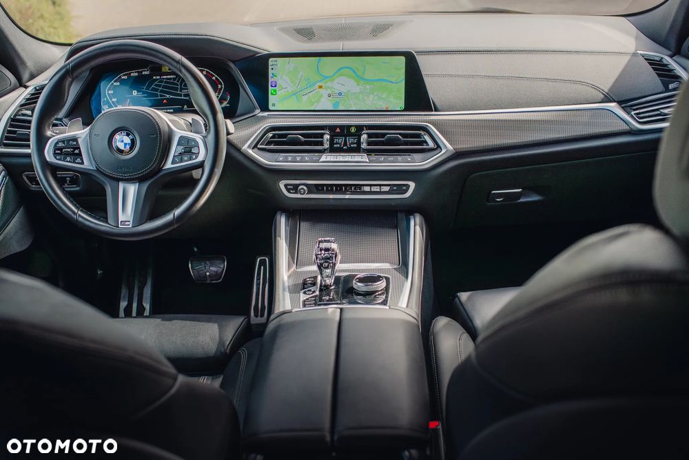 BMW X6 M50i - 10