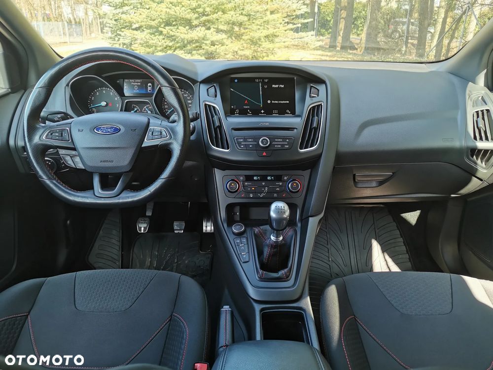 Ford Focus 1.5 EcoBoost STart-Stopp-System ST-LINE - 7