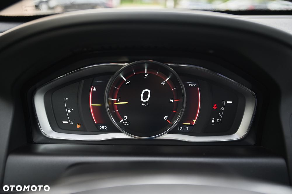 Volvo XC 60 D4 Geartronic Summum - 27