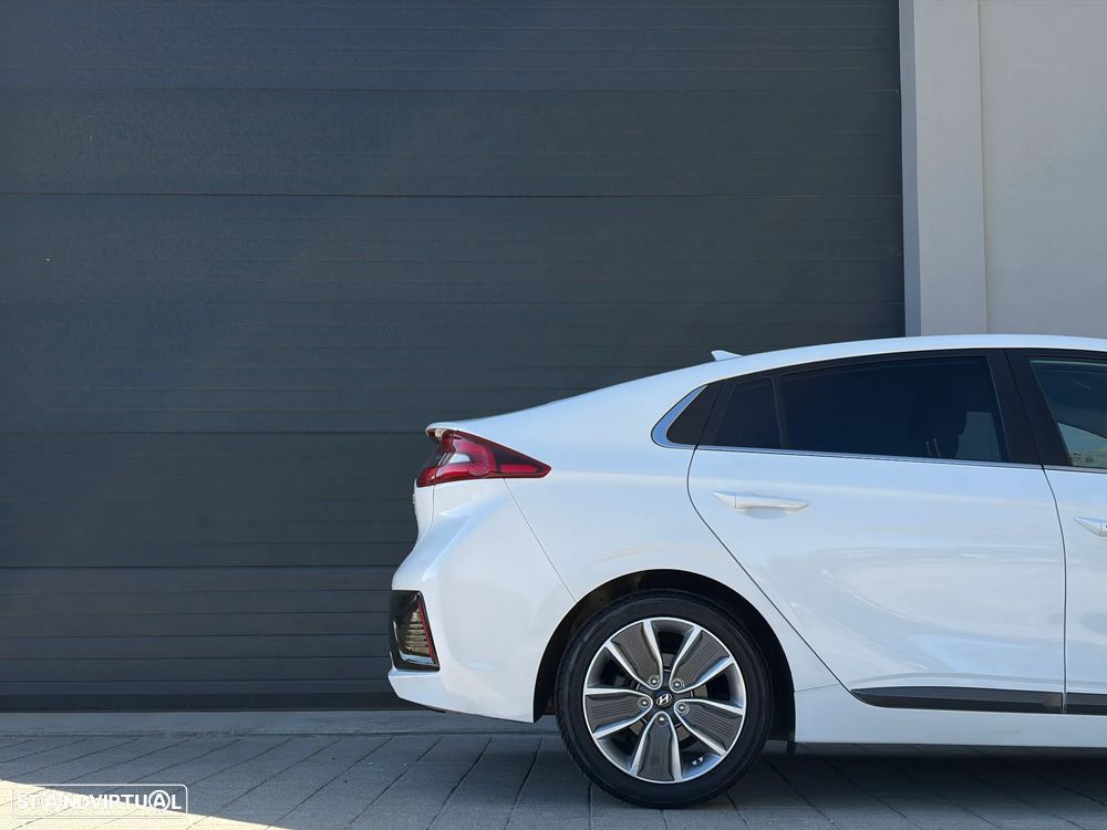Hyundai Ioniq 1.6 GDI HEV Hybrid Tech - 9