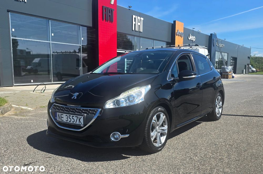 Peugeot 208 95 VTI Allure - 1