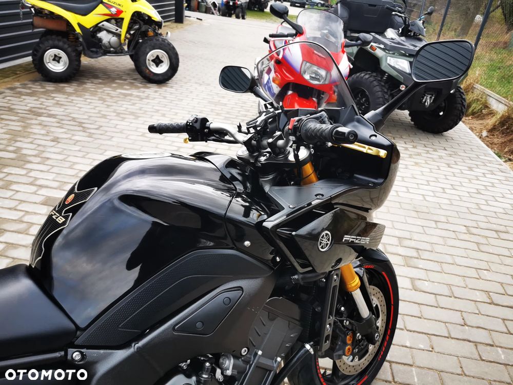 Yamaha FZ8 - 22