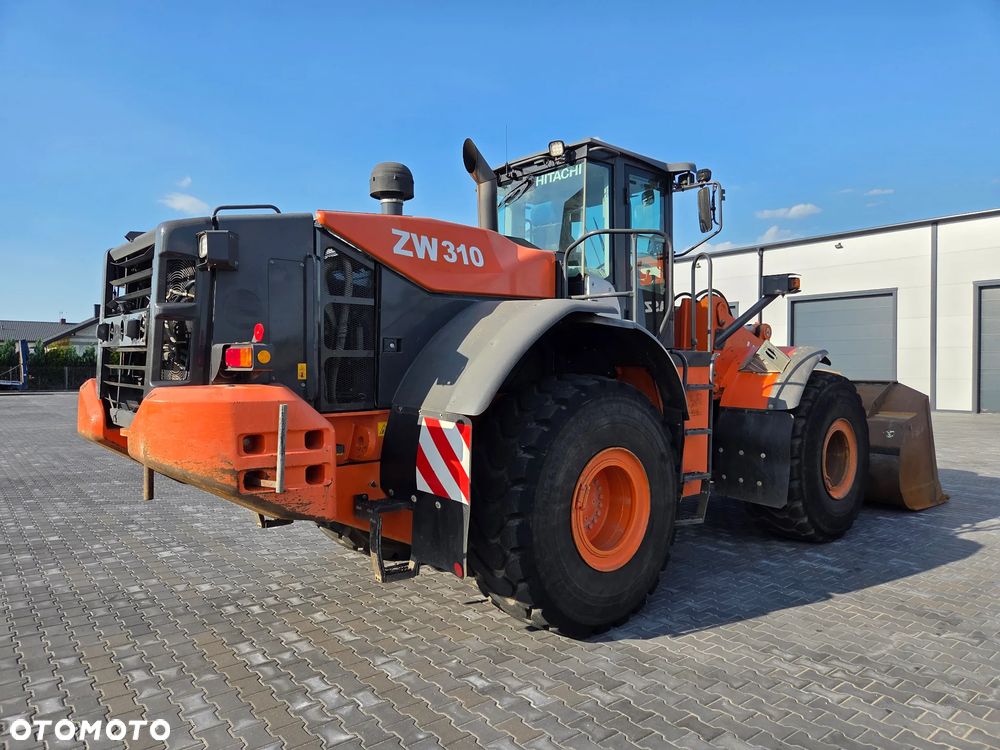 Hitachi ZW 310 / z Niemiec / stan idealny / - 6