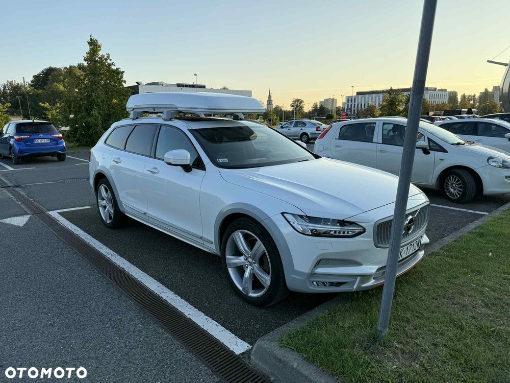 Volvo V90 Cross Country - 2