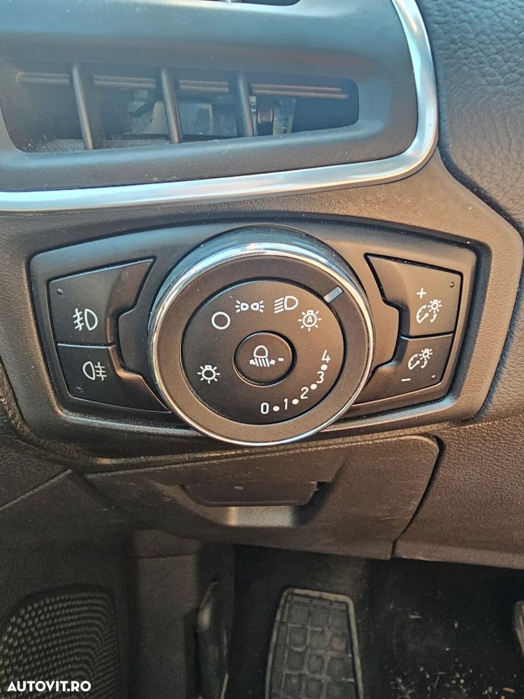 FORD Focus 2013 — imagine 9