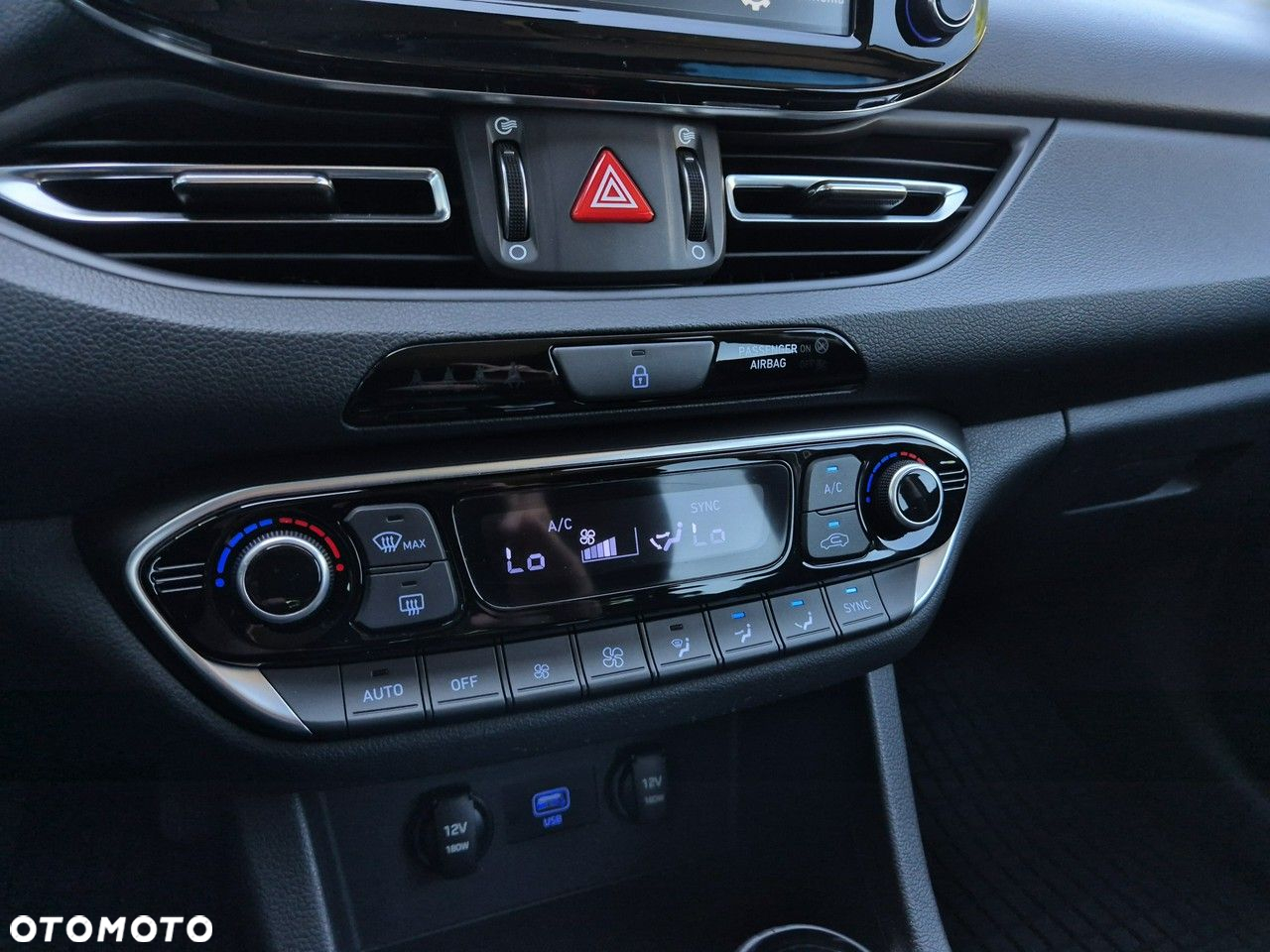 Hyundai i30 - 26