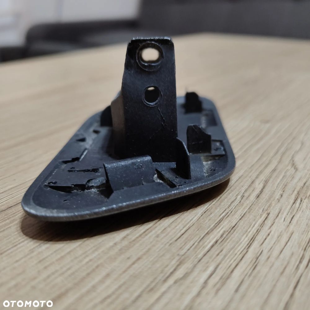 ZAŚLEPKA SPRYSKIWACZA FORD KUGA - 2