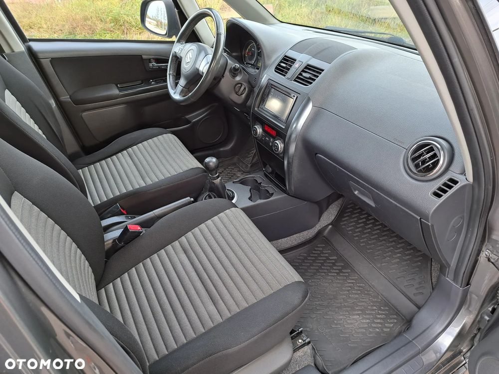 Suzuki SX4 - 18