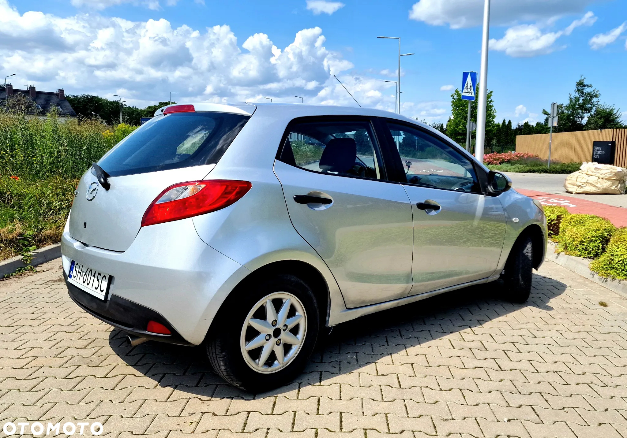 Mazda 2 1.3 Comfort - 16