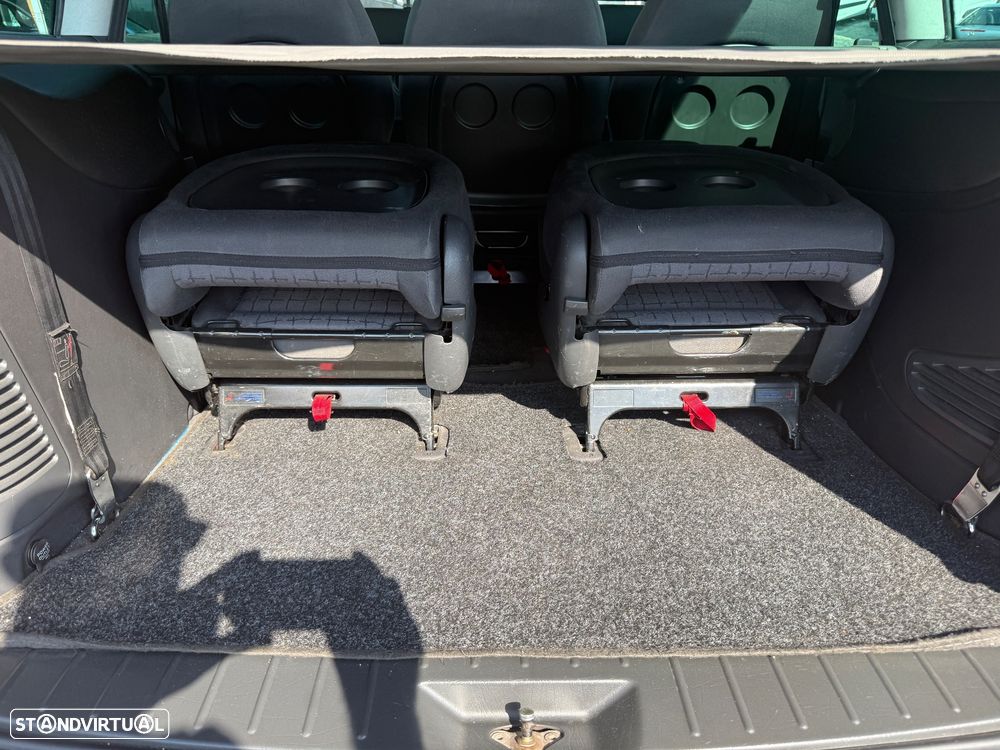 SEAT Alhambra 1.9 TDI Confort - 17