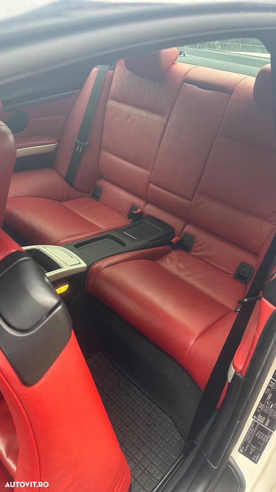 BMW Seria 3 320d - 11