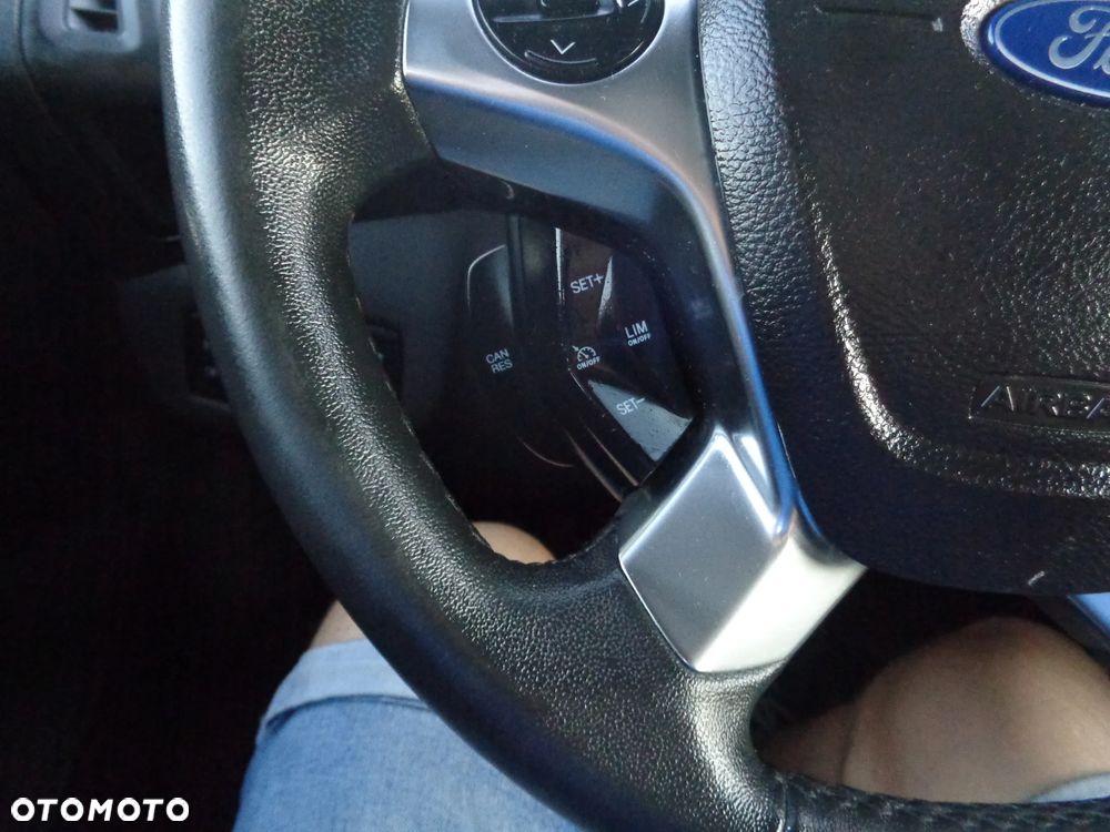 Ford Tourneo Connect Grand - 26