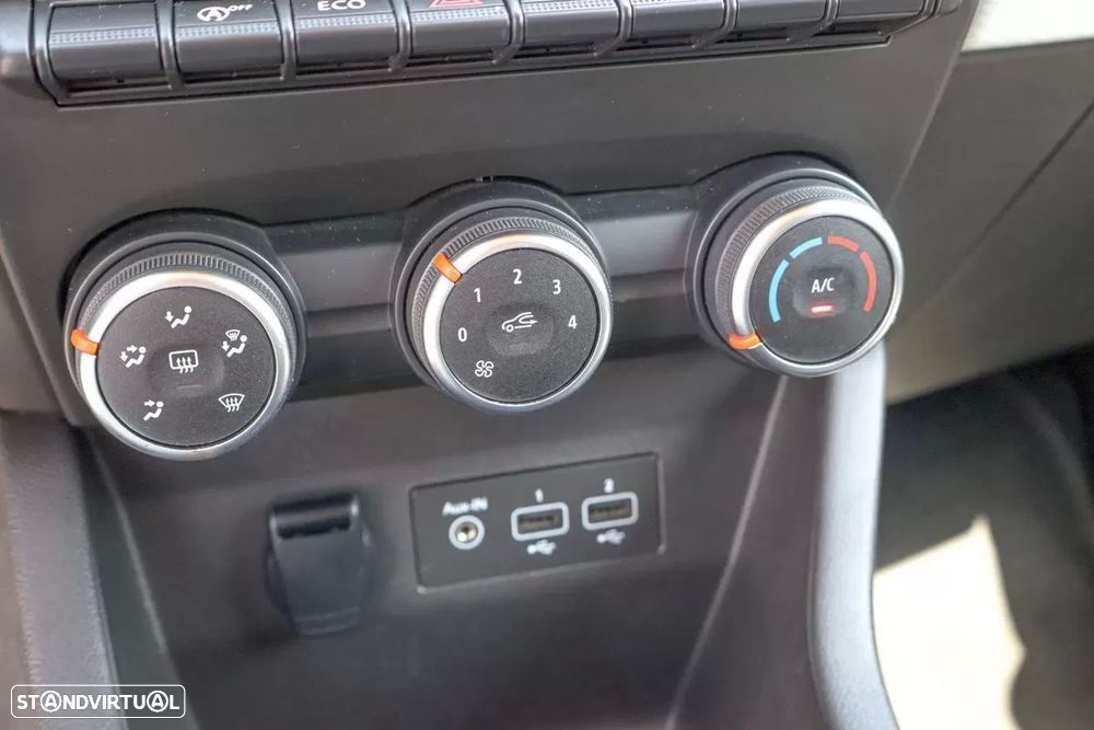 Renault Clio 1.0 TCe Limited Bi-Fuel - 25