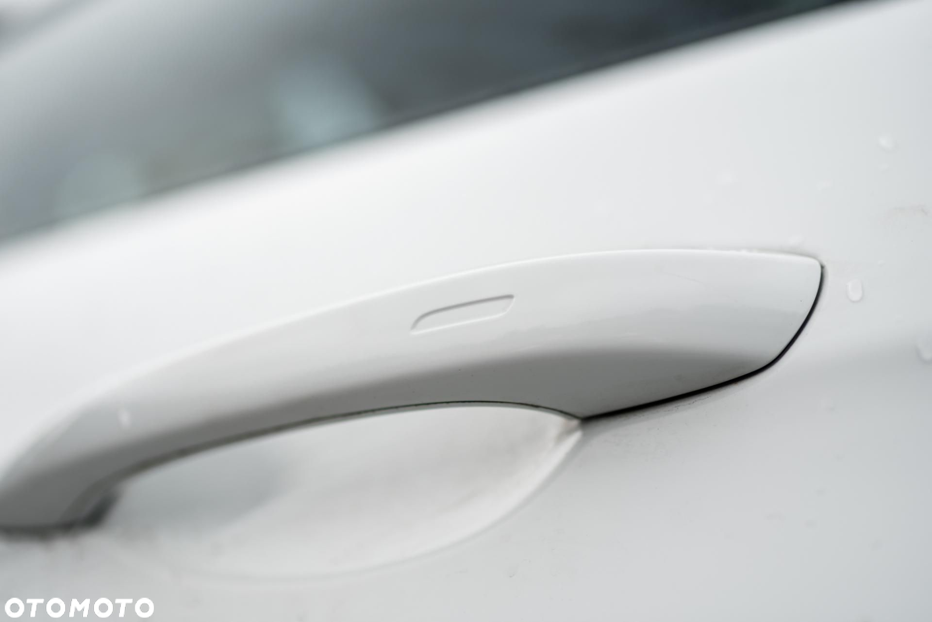 Porsche Panamera - 40