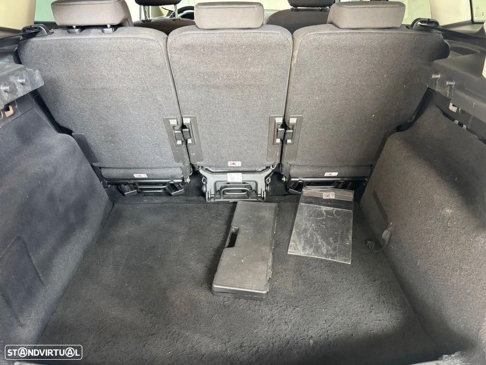 Ford C-Max 1.0 Ecoboost S&S Titanium - 11