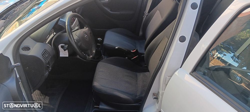 Opel Corsa 1.2 Twinport Enjoy - 7
