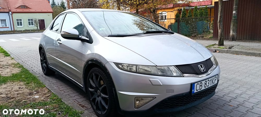 Honda Civic 1.8i-VTEC Sport - 2
