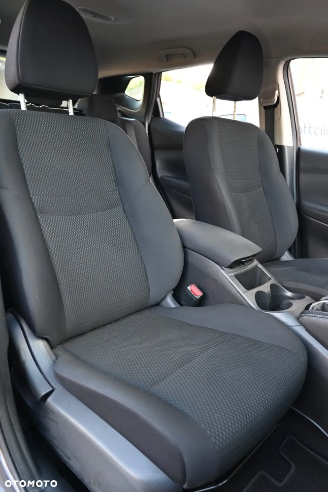 Nissan Qashqai - 32