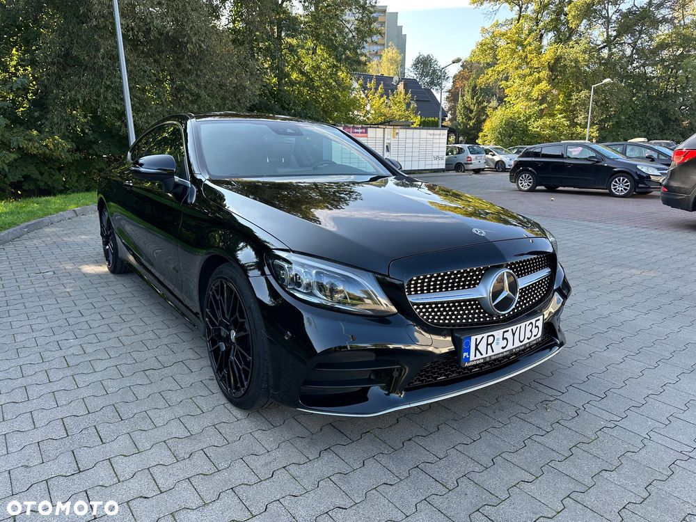 Mercedes-Benz Klasa C 300 9G-TRONIC - 5