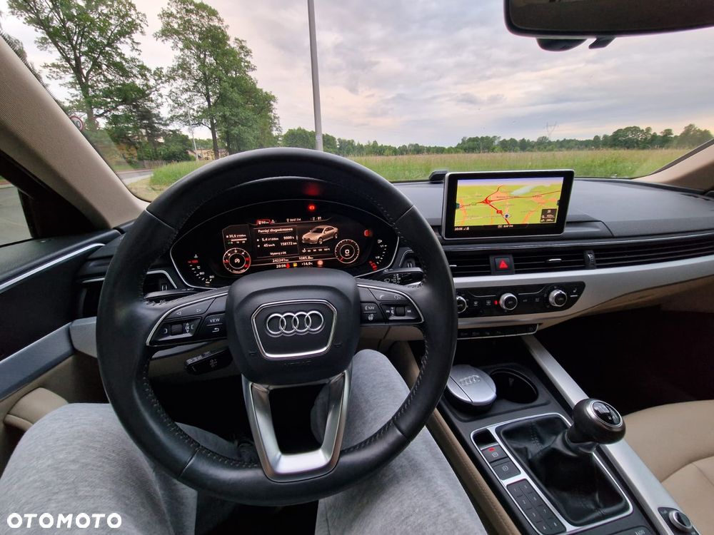 Audi A4 Limousine - 2