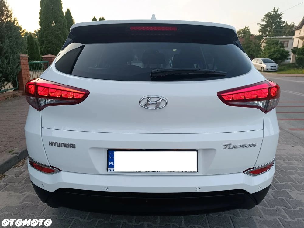 Hyundai Tucson 1.7 CRDI BlueDrive Comfort 2WD - 19