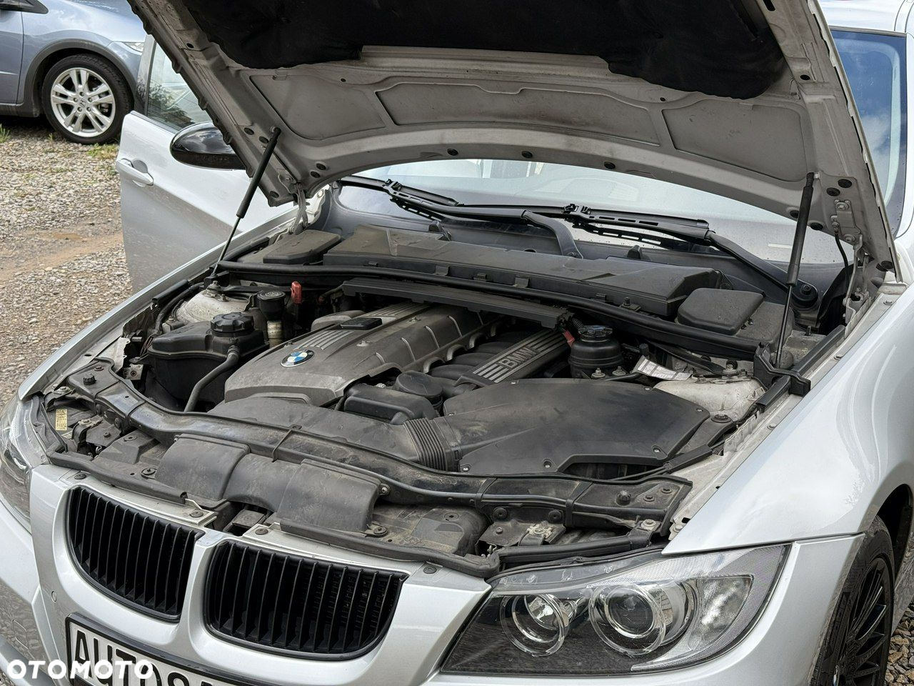 BMW Seria 3 - 34