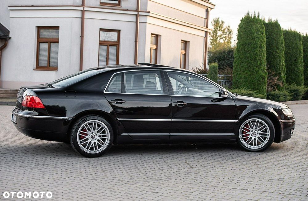 Volkswagen Phaeton - 18