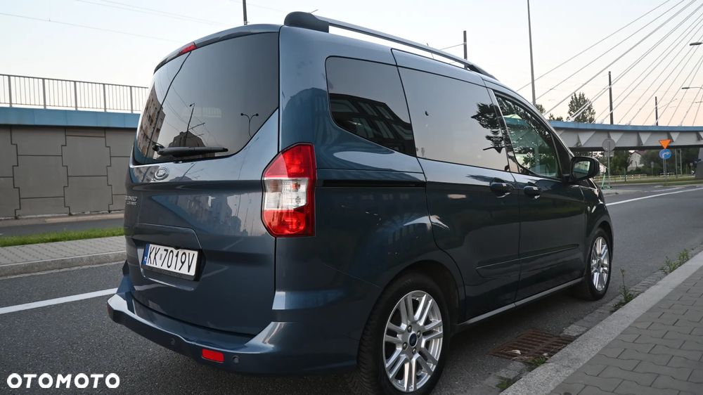 Ford Tourneo Courier 1.0 EcoBoost Titanium - 6