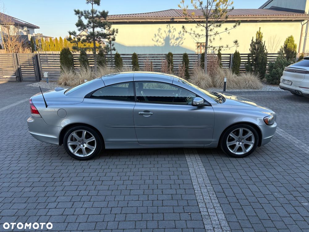 Volvo C70 2.0D Summum - 14