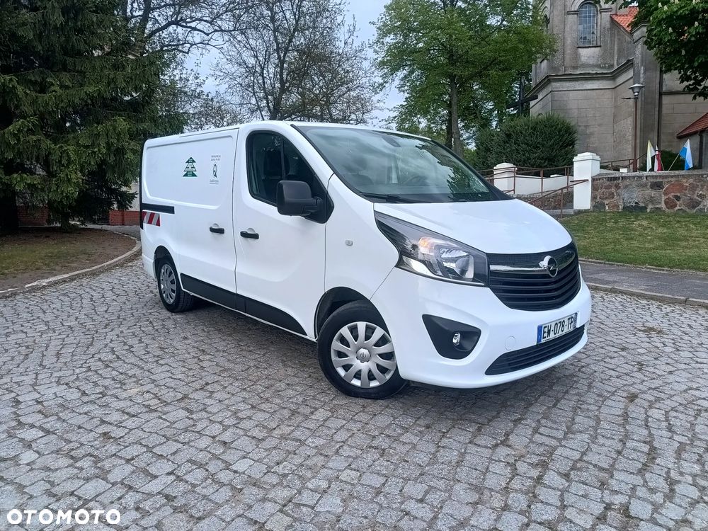 Opel Vivaro - 1