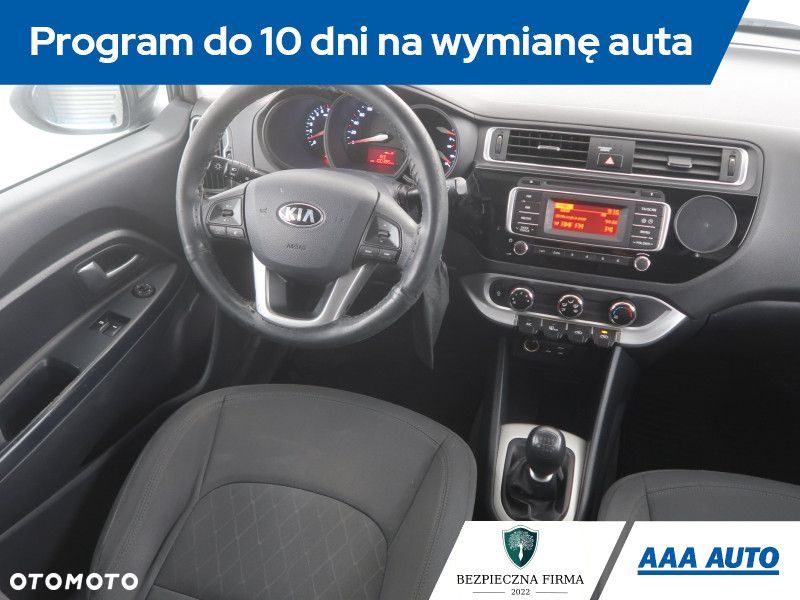 Kia Rio - 9