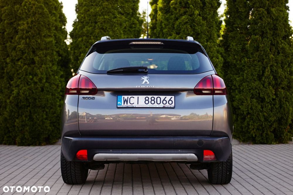 Peugeot 2008 - 10