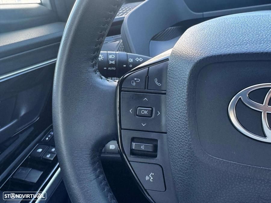 Toyota bZ4X 71,4 kWh Exclusive - 19