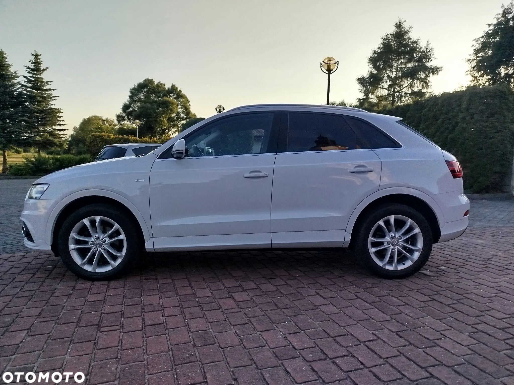 Audi Q3 2.0 TDI Edycja Specjalna - 2