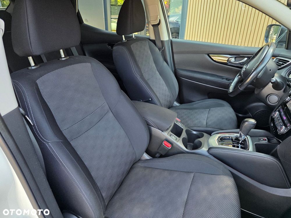 Nissan Qashqai - 16