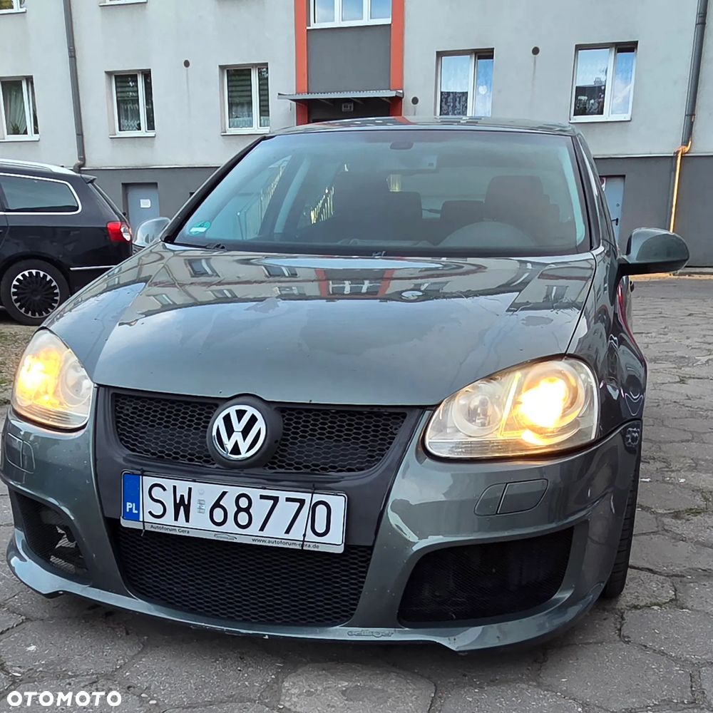 Volkswagen Golf 1.6 Goal - 1
