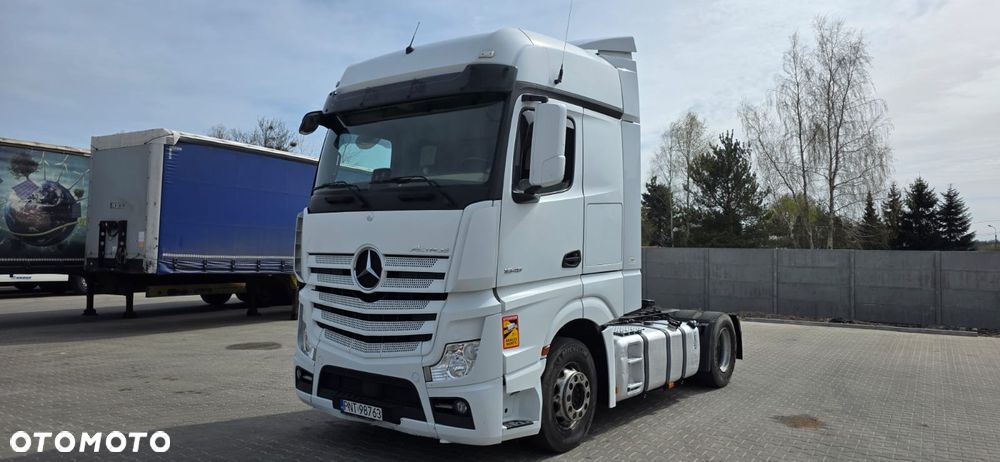 Mercedes-Benz ACTROS - 1