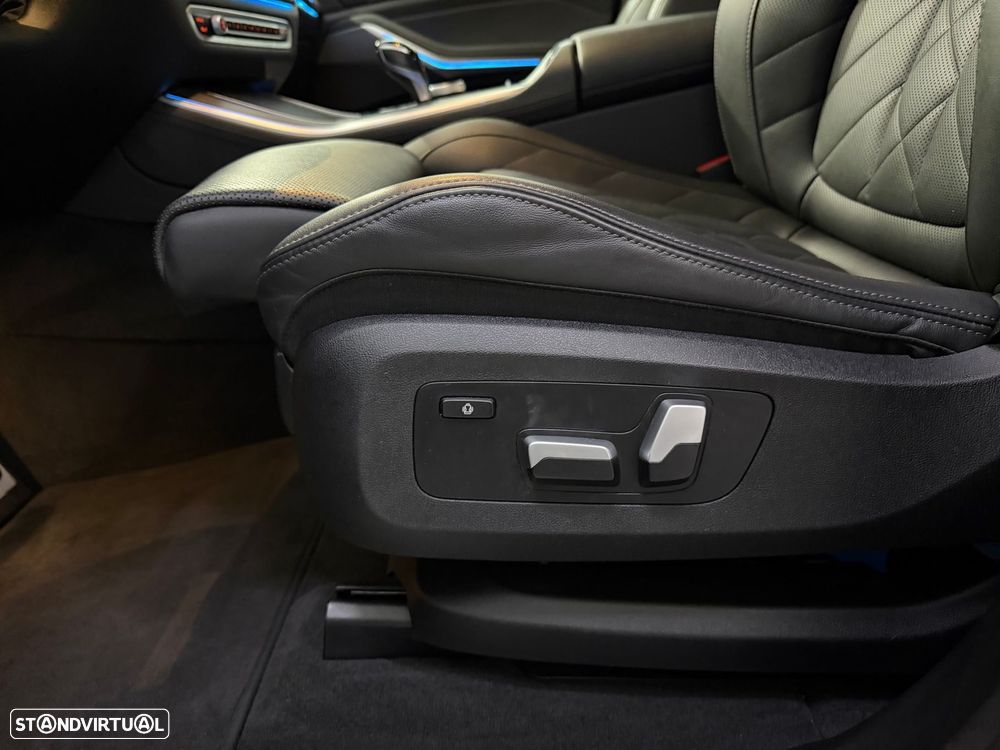 BMW X5 45 e xDrive Pack M - 17