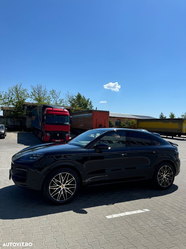 Porsche Cayenne Coupe Black Edition - 4